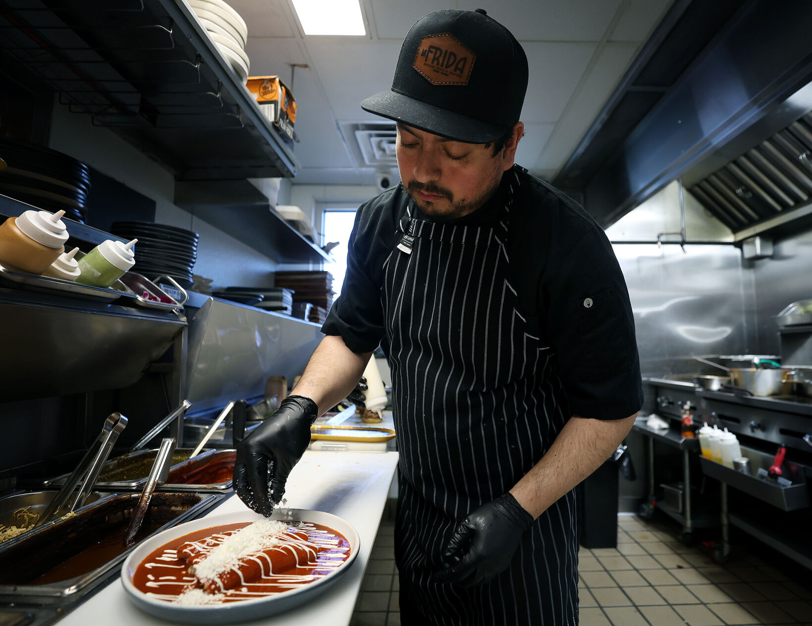 These 6 ÃÛèÖÖ±²¥ restaurants made Yelp's 2025 Top 100 list
